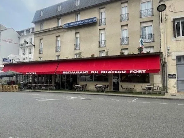 Dpt Hautes Pyrénées (65), à vendre LOURDES Hôtel - Restaurant