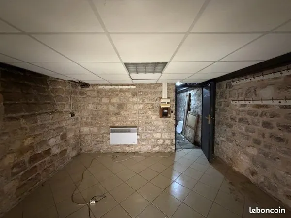 Cave de stockage 25 m² - Paris 11ème (Nation-Charonne)