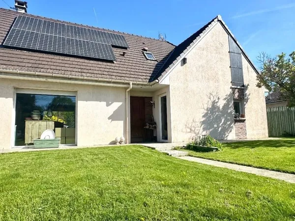Demeure Familiale sur un Terrain de 807 m2