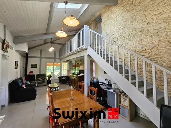Maison 164m² avec dépendances à Bégadan