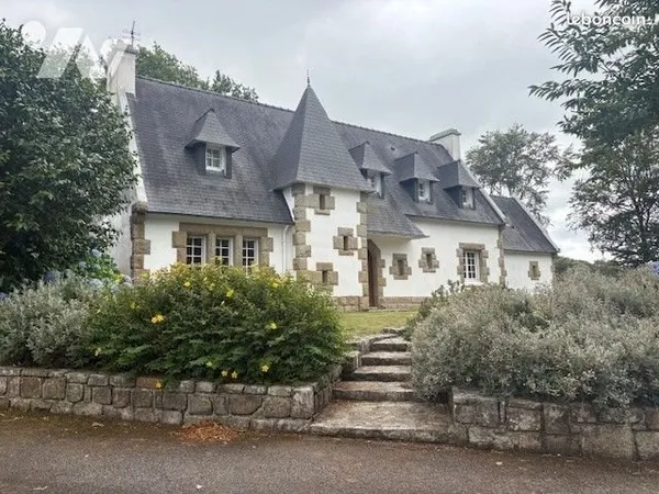Pavillon 7 pièces 160 m²