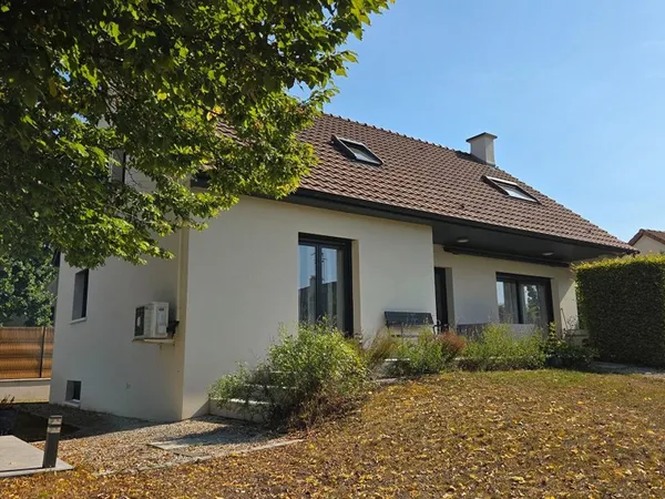 Maison 7 pièces 150 m²