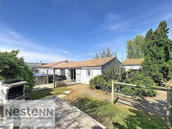 Maison 10 pièces 261 m²