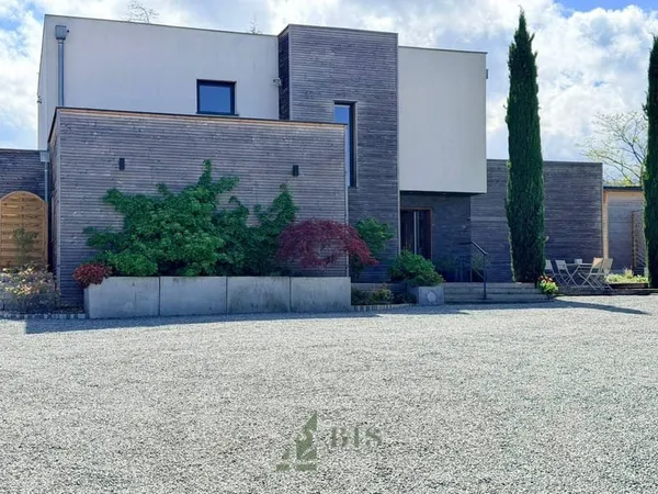 Maison 6 pièces 170 m²