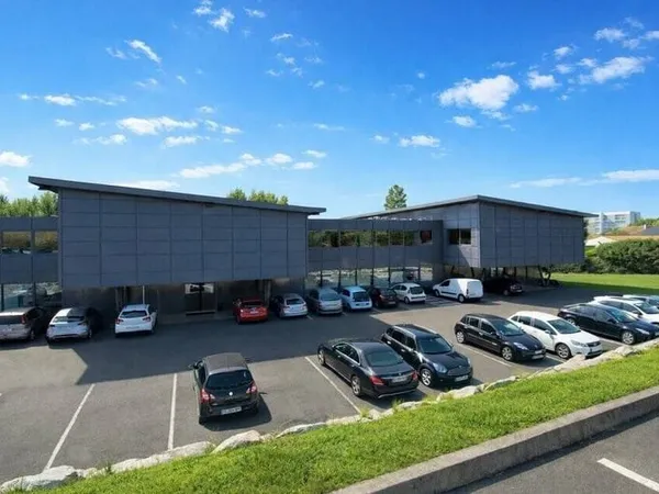 Bureaux 624 m²
