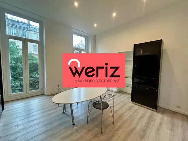 Bureaux 204 m²