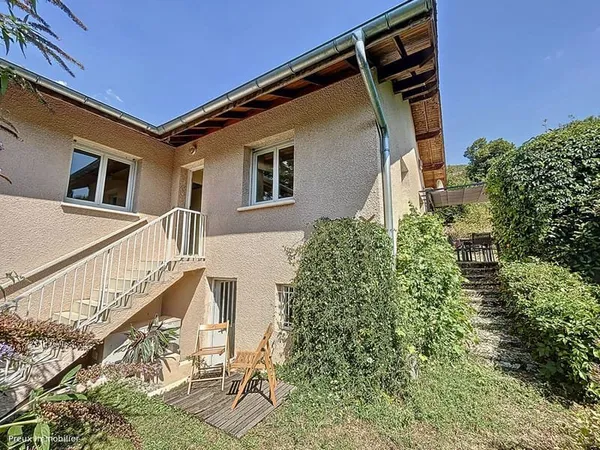 Maison Clarafond Arcine 6 pièce(s) 155 m2