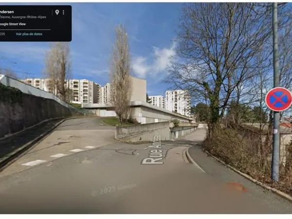 Garage à Louer à LA COTONNE