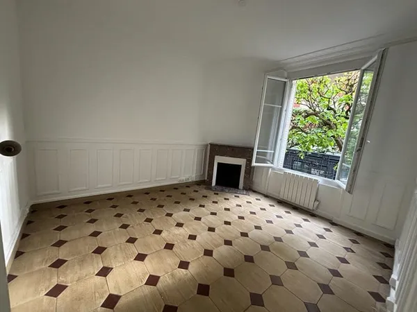APPARTEMENT 2 PIECES NON MEUBLE