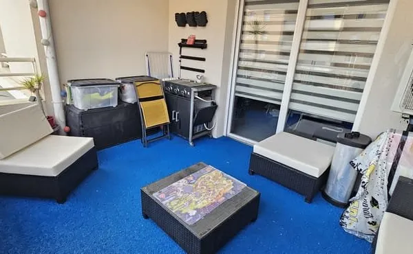 Appartement type 3 récent, ascenceur, terrasse, parking