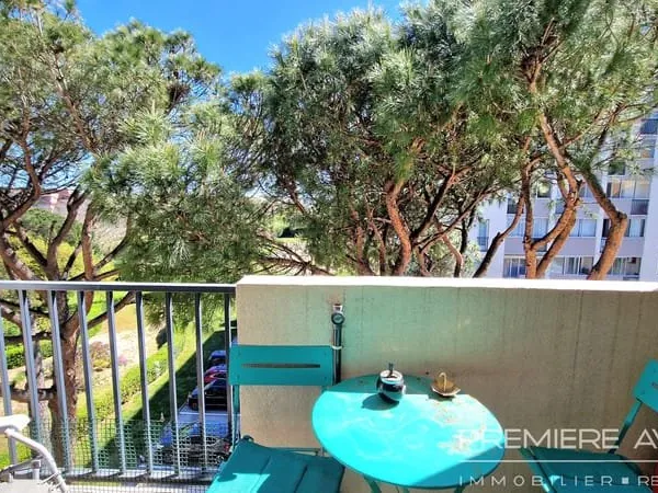 SAINTE MAXIME - APPARTEMENT 4 PIECES