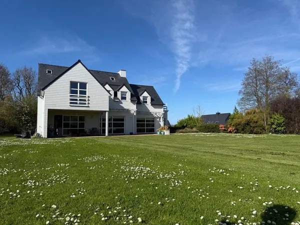A vendre. Exclusivité. Villa à Locquénolé
