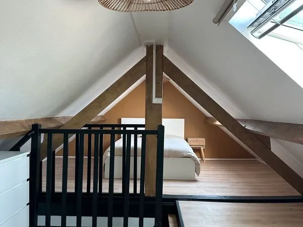 Colocation - Duplex entièrement rénové - Proche gare Roubaix - 1 chambre disponible