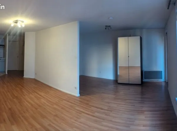Appartement 1 pièce bis 41m2 avec balcon et garage - Proximité Gare, Petite France