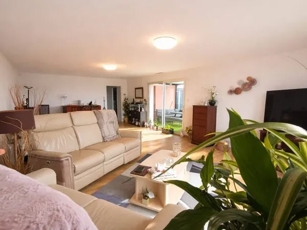Maison 6 pièces 140 m²