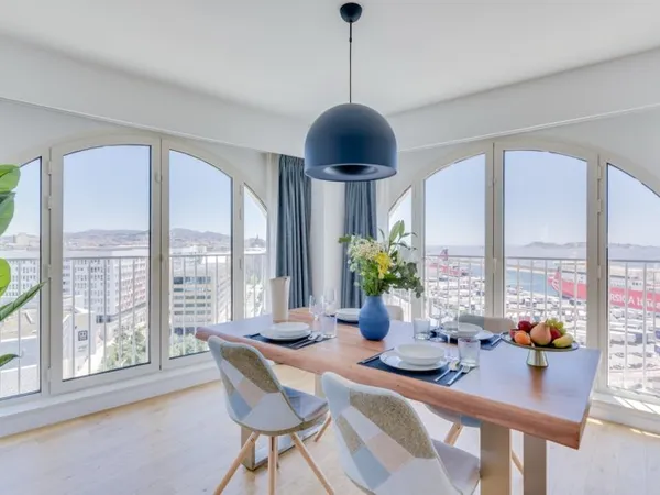Loue appartement 96m²
