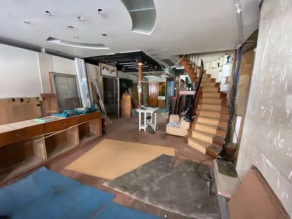 Maison 8 pièces 235 m²