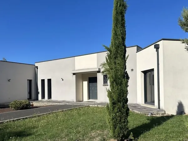 Maison et villa de prestige Vente Espinasse-Vozelle 10p 242m² 595000€