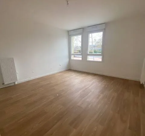 Studio 1 pièce 27 m²