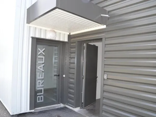 Bureau et espace de travail Location Annecy  110m² 1375€
