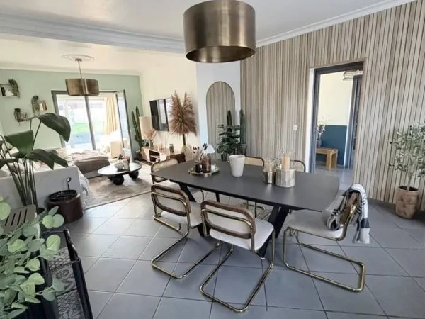 Maison 6 pièces 130 m²