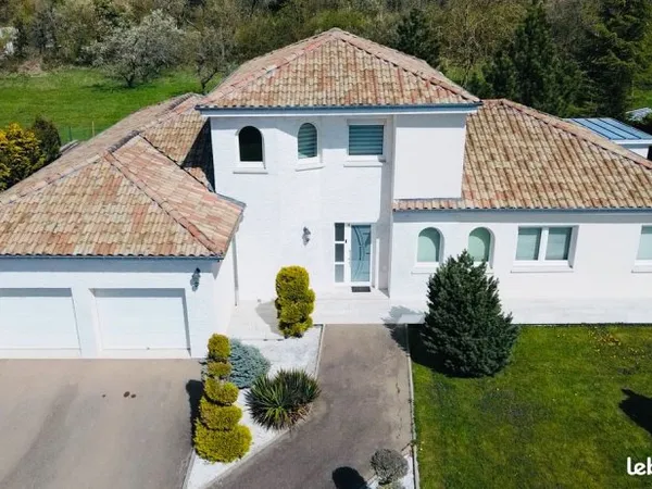 Maison 250 m2