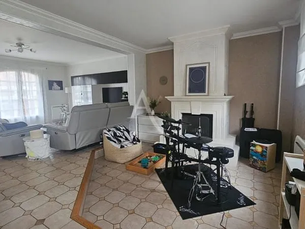 Maison 5 pièces 162 m²