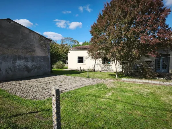 MAISON A CEZAC