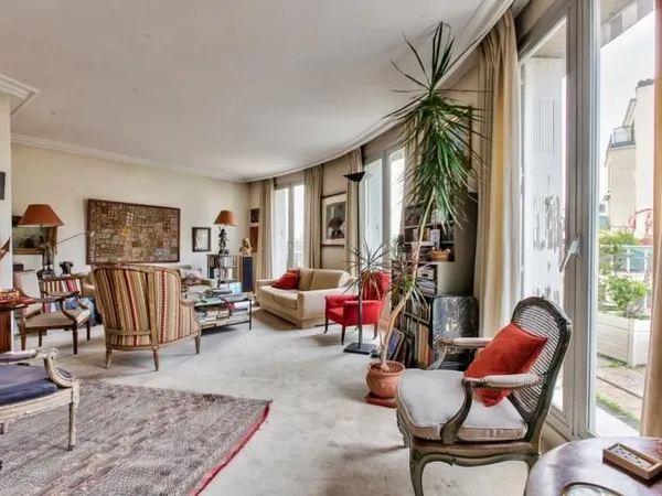 Appartement 5 pièces 151 m²