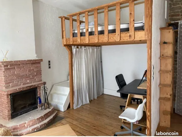 Appartement T2 meublé - Centre-ville Saint-Étienne - Charme de l'ancien