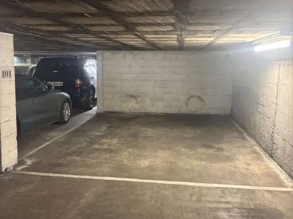 Stationnement Location Asnières-sur-Seine   115€
