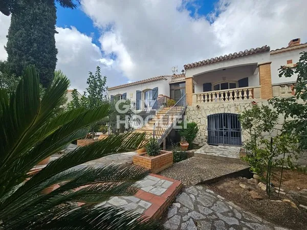 Le Calme Absolu : Grande Maison T6 (144 m² + 114 m² en surface utile) sur 886 m² de parcelle Arborée