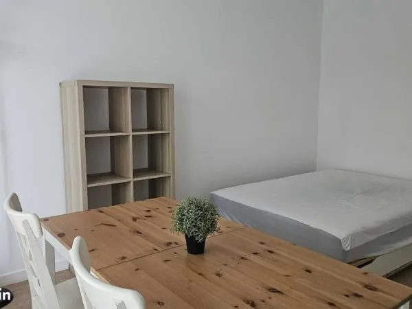 Studio 1 pièce 20 m²