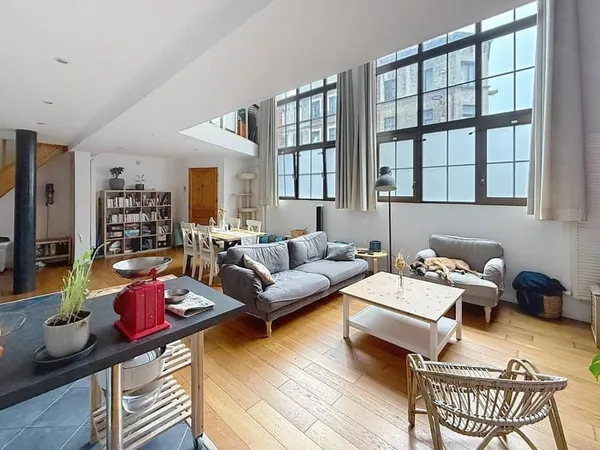 Loft 3 pièces 100 m²