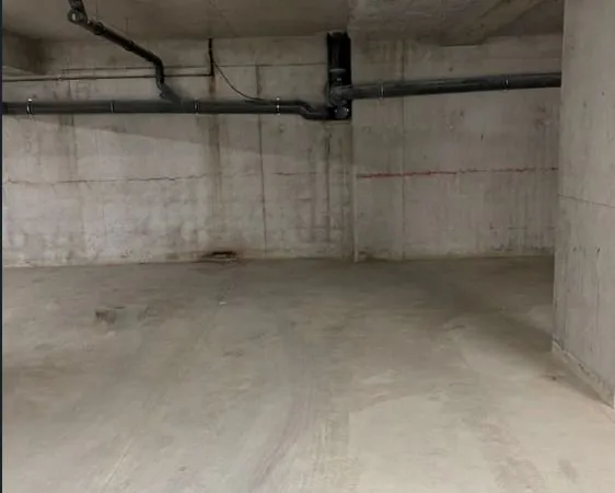 Location Place de parking sécurisée - Proche mairie du 9eme/10eme - Résidence Neuve