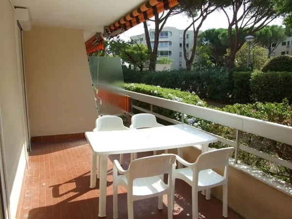 SOUS OFFRE : EXCLUSIVITE MLS proche Base Nature
