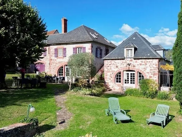 Maison 10 pièces 260 m²