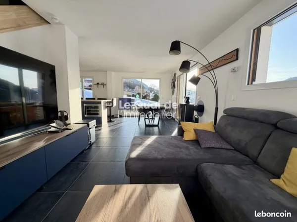 Villa 5 pièces 132 m²