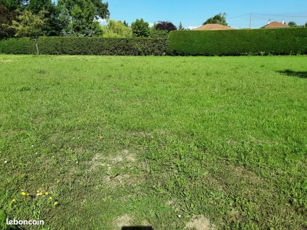 Terrain 1080m²