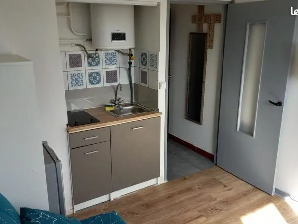 Studio 1 pièce 14 m²