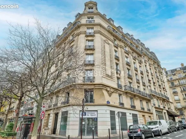 Commerce 174 m²