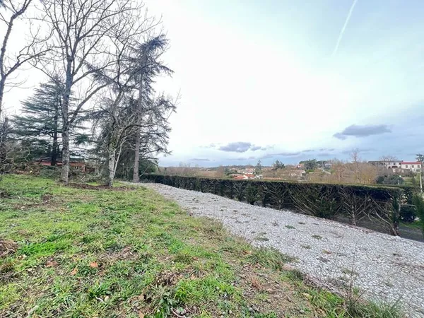Aureville, Terrains à bâtir viabilisés , 1556 m2.