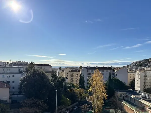 LE RAY 3P DERNIER ETAGE, terrasse, vue mer.