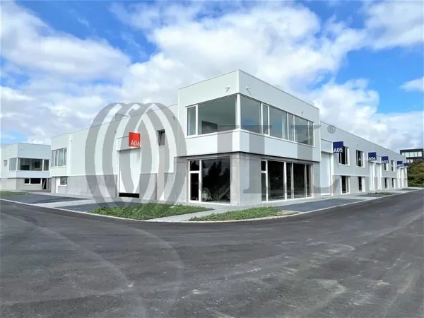 Local commercial 1497 m²