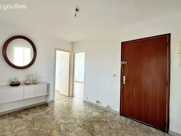 Spacieux Appartement à Ghisonaccia: 3 Chambres, Confort Moderne