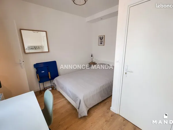 Chambre 7 pièces 13 m² 