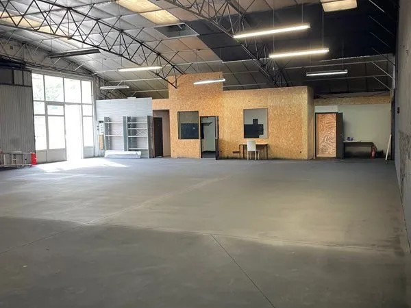 Grand hangar de stockage