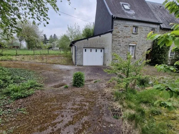 MAISON MITOYENNE A RESTAURER