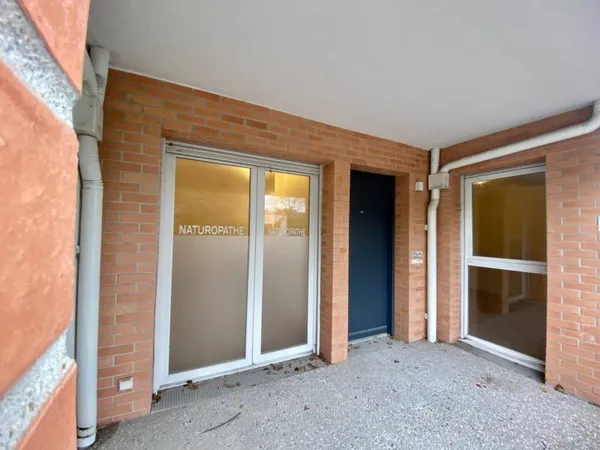 Local professionnel 43 m²