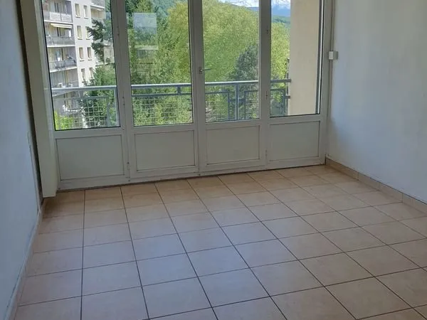 Appartement T6 à Saint Martin d'Hères